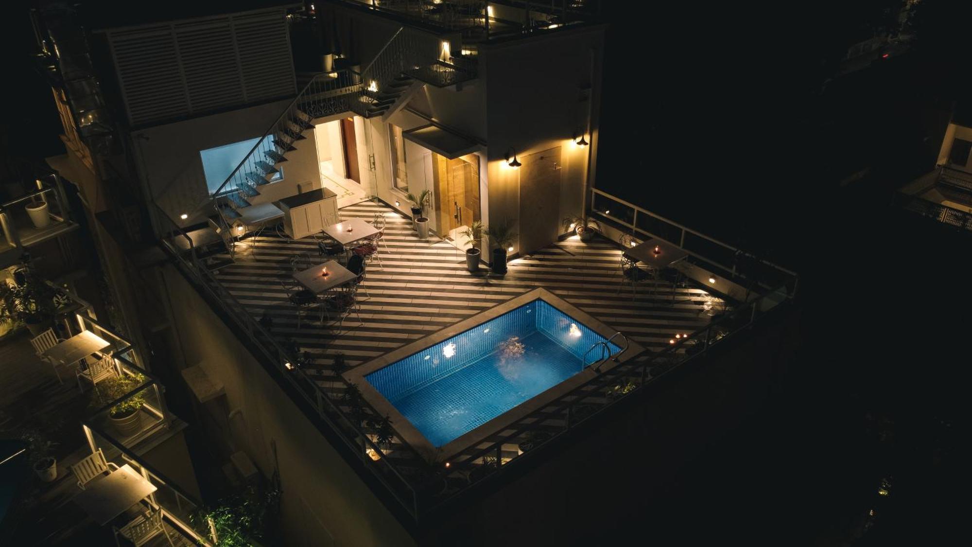 Hotel Naren Villa อุเดเปอร์ ภายนอก รูปภาพ