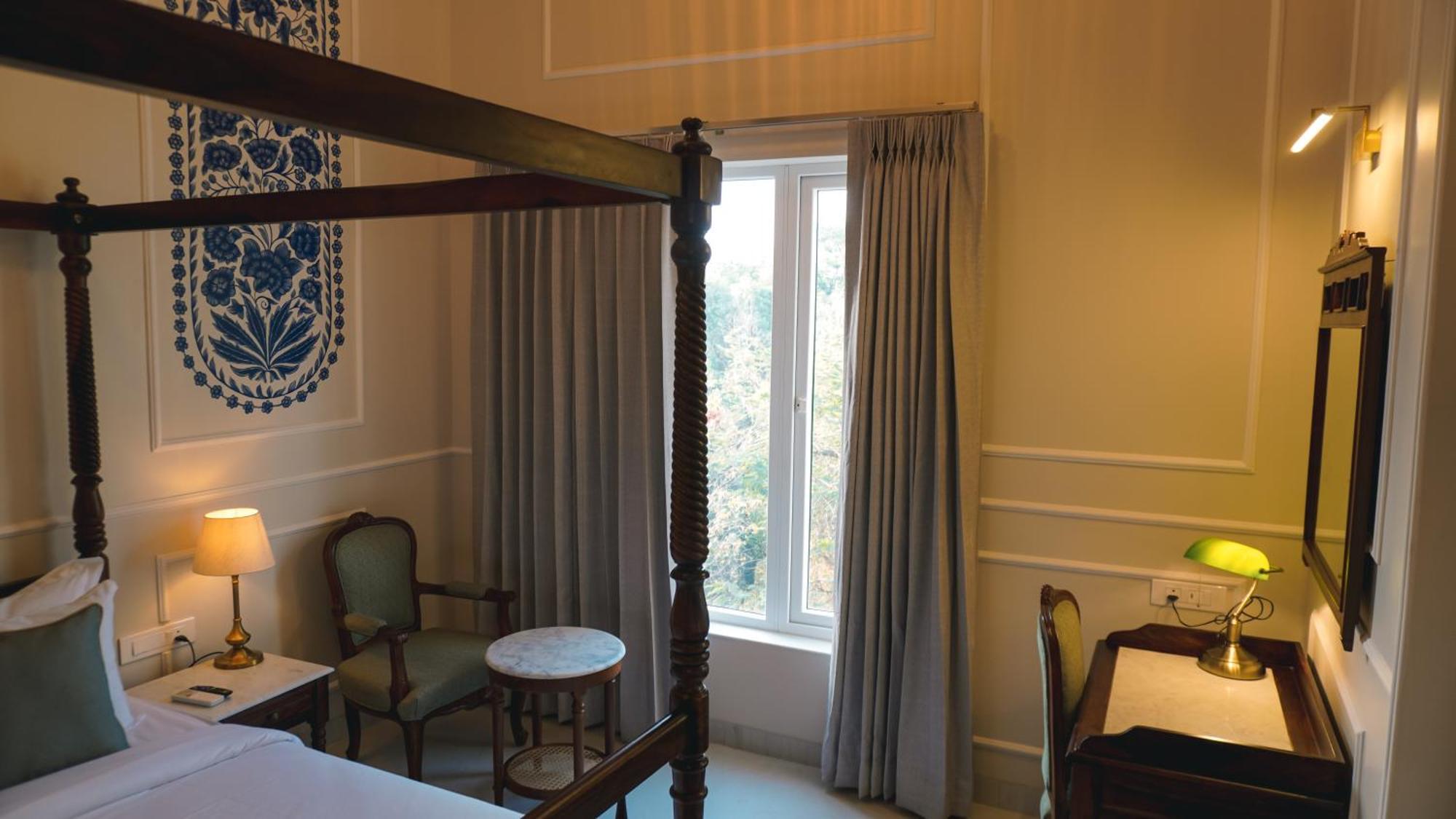 Hotel Naren Villa อุเดเปอร์ ภายนอก รูปภาพ