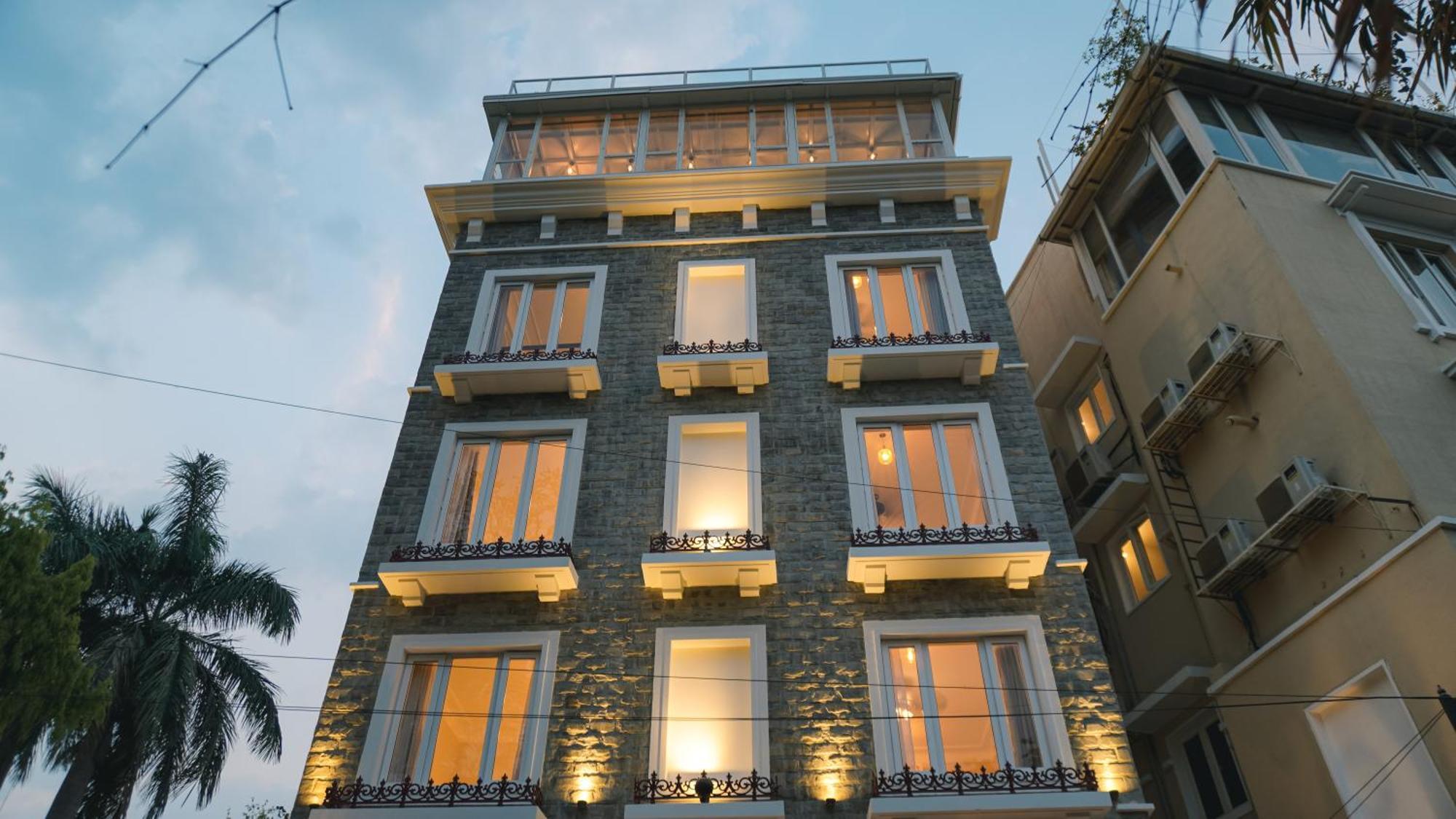 Hotel Naren Villa อุเดเปอร์ ภายนอก รูปภาพ
